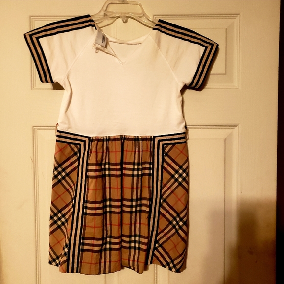 Girl Authentic Burberry dress size